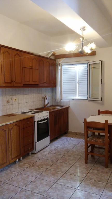 Elena Apartament Sarandë エクステリア 写真