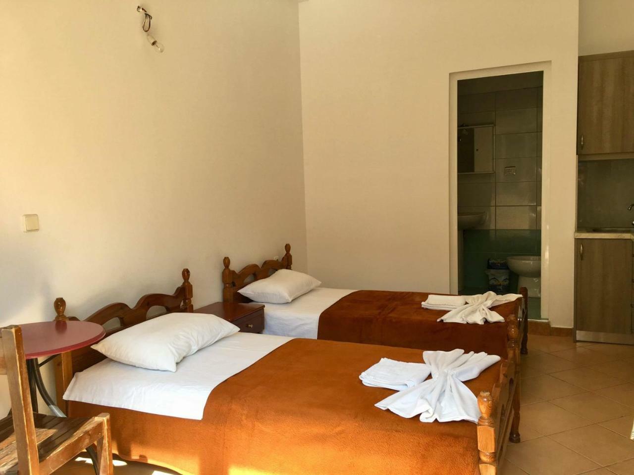 Elena Apartament Sarandë エクステリア 写真